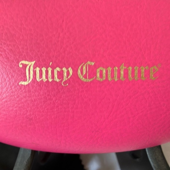 Juicy Couture: Black Wayfarer Sunglasses- Gray- case & cloth-
scratch & mark - Picture 2 of 16